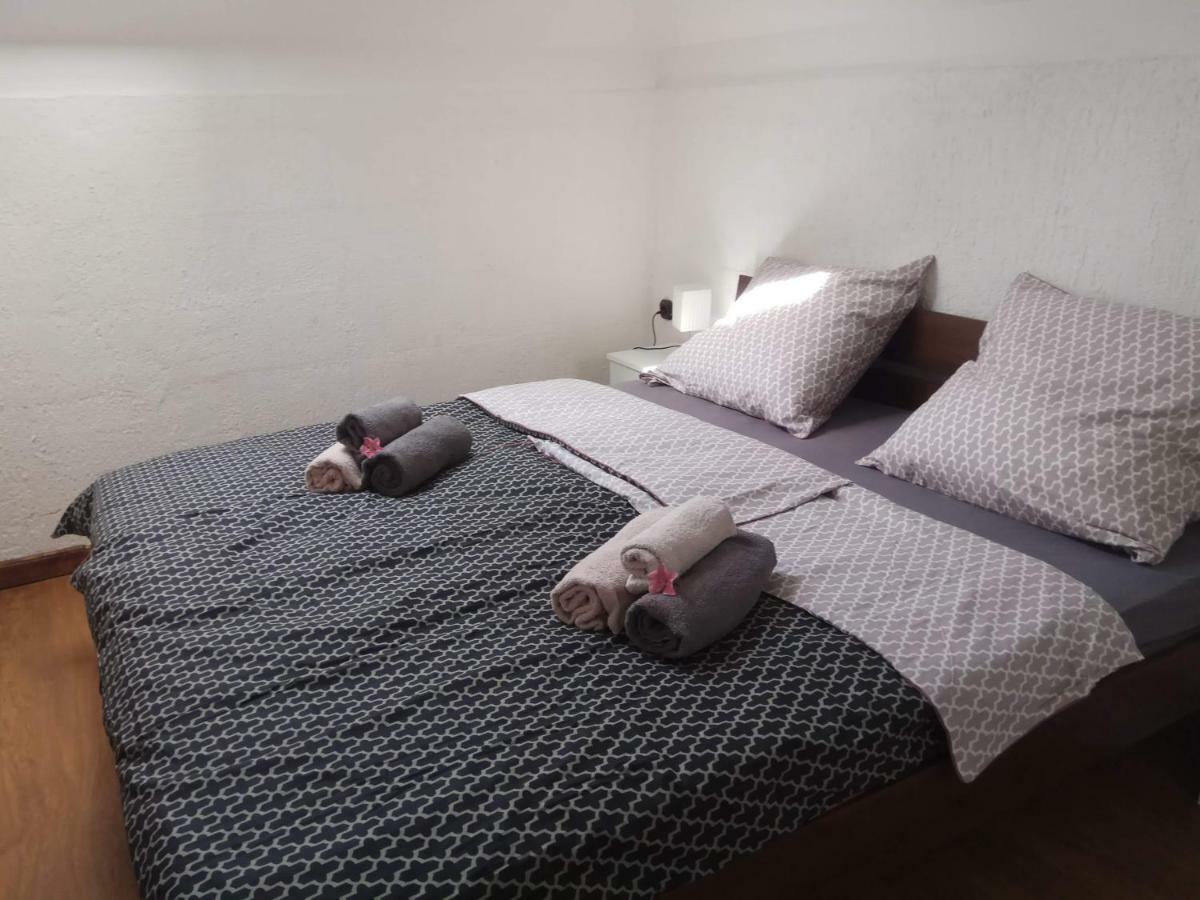 Apartman Slava Tisno Extérieur photo