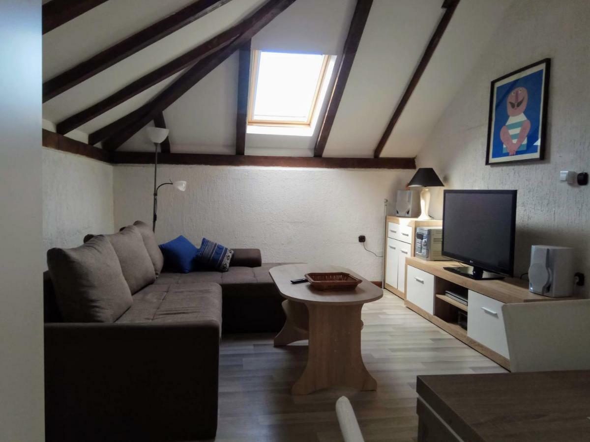 Apartman Slava Tisno Extérieur photo