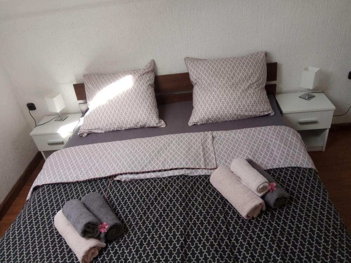 Apartman Slava Tisno Extérieur photo